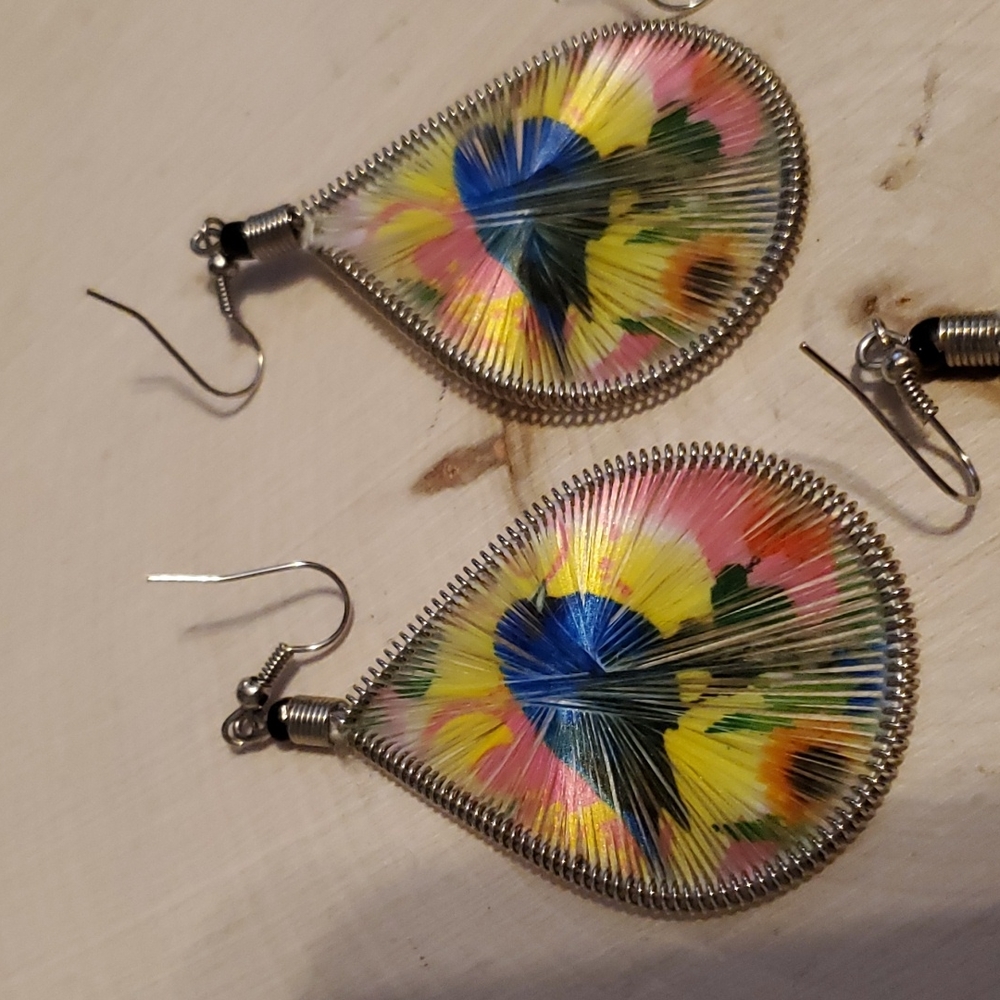 Ser Of 2 String Thread Teardrop Shape Earrings Bi… - image 2